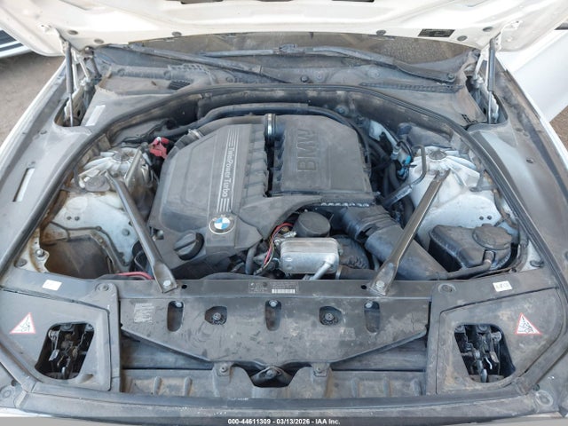 2011 Bmw 535i მანქანა იყიდება აუქციონზე, vin: WBAFR7C51BC608303, აუქციონის ნომერი: 44611309
