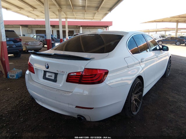 2011 Bmw 535i მანქანა იყიდება აუქციონზე, vin: WBAFR7C51BC608303, აუქციონის ნომერი: 44611309