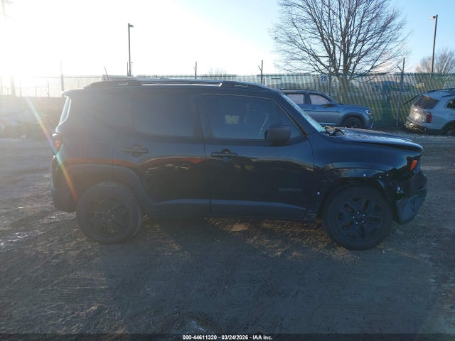 ZACCJBAB2JPH26749 Jeep Renegade Upland Edition 4x4
