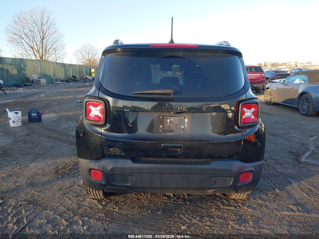 ZACCJBAB2JPH26749 Jeep Renegade Upland Edition 4x4