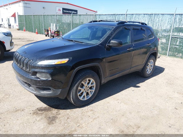 1C4PJMAS4HW568361 Jeep Cherokee Altitude 4x4