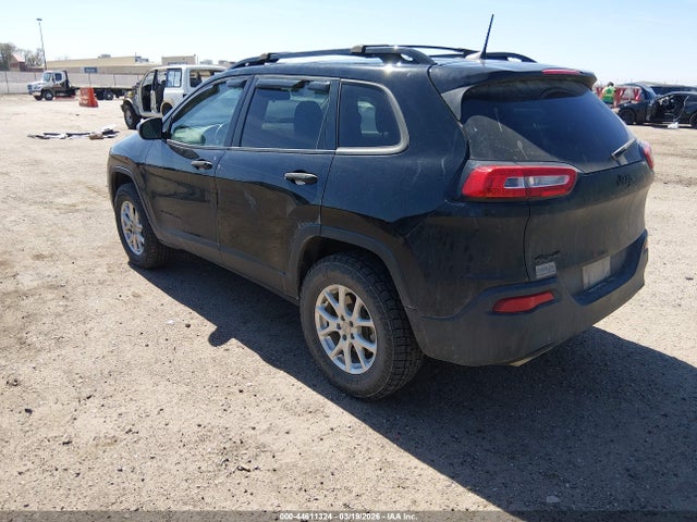 1C4PJMAS4HW568361 Jeep Cherokee Altitude 4x4