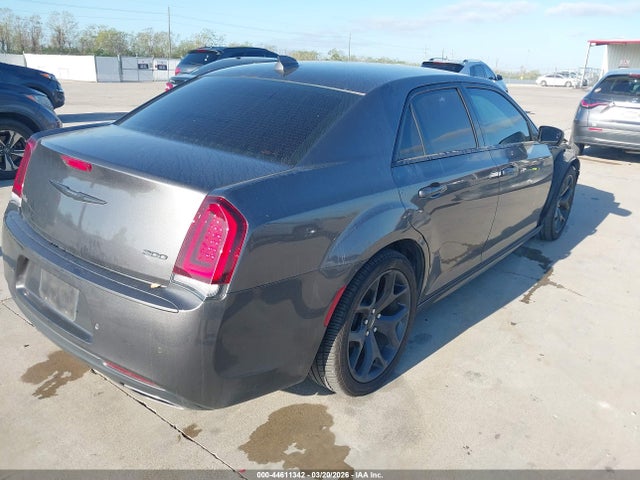 2C3CCADGXNH199177 Chrysler 300 Touring L
