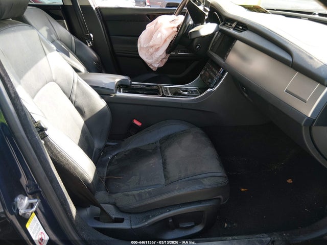 Продажа на аукционе авто 2017 Jaguar Xf 35t Premium, vin: SAJBJ4BV2HCY28066, номер лота: 44611357