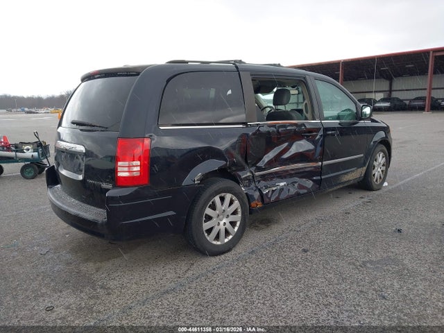 Продаж на аукціоні авто 2010 Chrysler Town & Country Touring, vin: 2A4RR5D15AR148465, номер лоту: 44611358