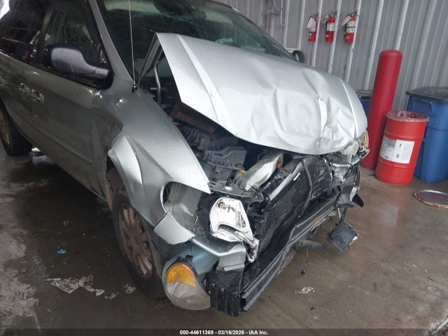 Aukcja sprzedaży 2003 Chrysler Town & Country Lx, vin: 2C4GP44L13R185336, numer aukcji: 44611369