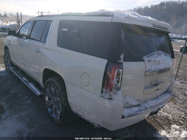 Продажа на аукционе авто 2015 Gmc Yukon Xl 1500 Denali, vin: 1GKS2JKJ1FR738008, номер лота: 44611379