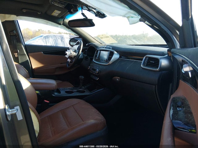 44611380 :رقم المزاد ، 5XYPK4A5XKG457485 vin ، 2019 Kia Sorento 3.3l Sxl مزاد بيع