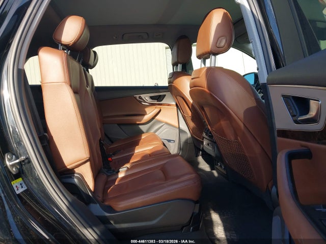 44611383 :رقم المزاد ، WA1LHAF78JD024101 vin ، 2018 Audi Q7 2.0t Premium مزاد بيع