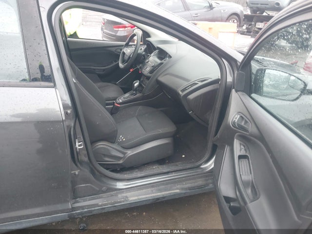 Ford FOCUS S 2018 1FADP3E24JL300168 Image 5