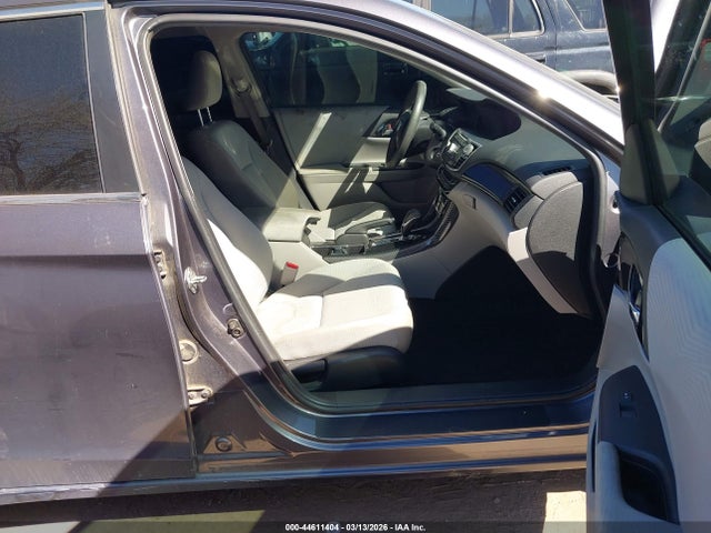 1HGCR2F31HA292555 Honda ACCORD LX