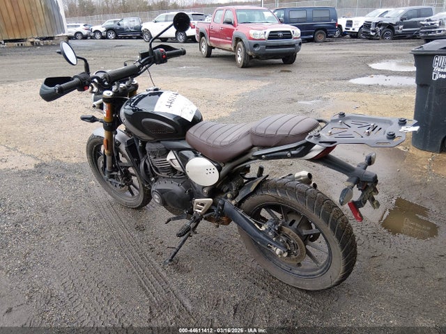 SMTT147Y1RNA11235 Triumph Motorcycle Scrambler 400 X
