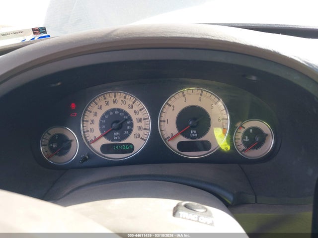 2001 Chrysler Town & Country Limited მანქანა იყიდება აუქციონზე, vin: 2C8GP64L31R183062, აუქციონის ნომერი: 44611439