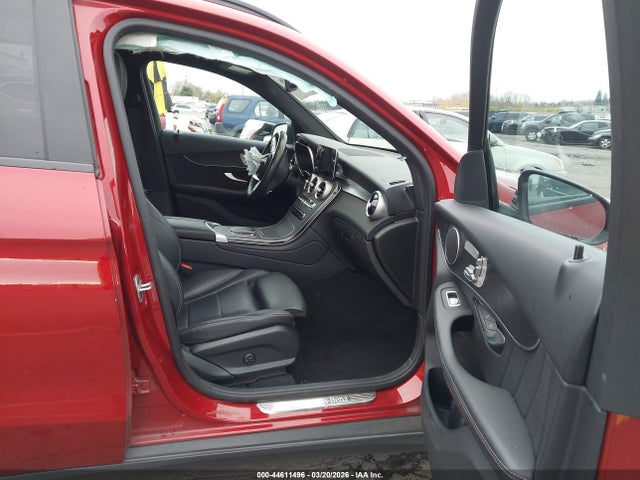 W1N0G8EB7NV361989 Mercedes-Benz Glc 300 4matic Suv