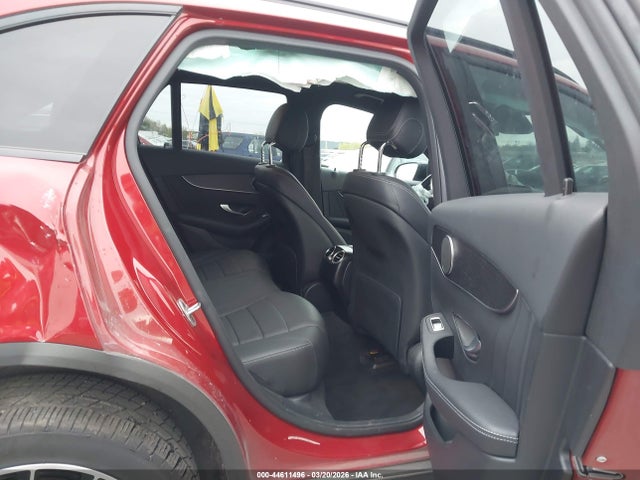W1N0G8EB7NV361989 Mercedes-Benz Glc 300 4matic Suv