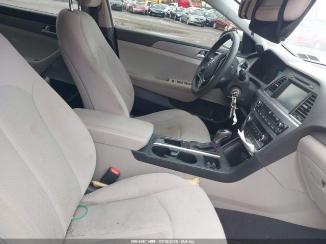 5NPE24AF3GH304320 Hyundai SONATA SE