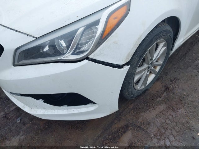 5NPE24AF3GH304320 Hyundai SONATA SE
