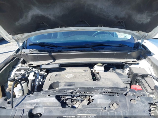 Продаж на аукціоні авто 2015 Nissan Pathfinder Platinum, vin: 5N1AR2MN6FC640258, номер лоту: 44611500
