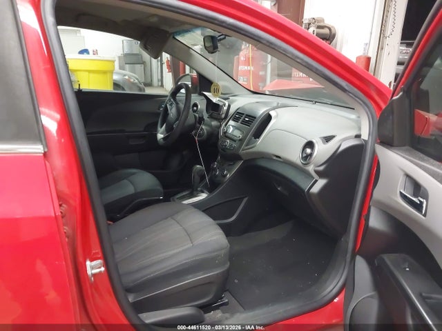 1G1JC6SB7F4214197 Chevrolet Sonic Lt Auto