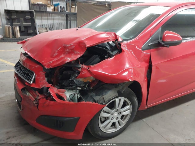 1G1JC6SB7F4214197 Chevrolet Sonic Lt Auto