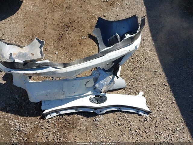 JTDKDTB32E1562070 Toyota Prius C Two