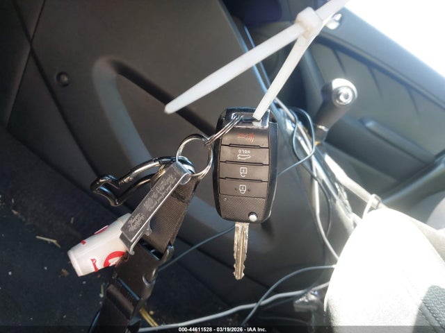 KIA FORTE LX 2017 3KPFK4A77HE114748 Image 11