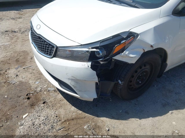 KIA FORTE LX 2017 3KPFK4A77HE114748 Image 6