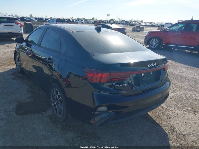 2022 KIA FORTE 3KPF24AD0NE433233 Photo 2