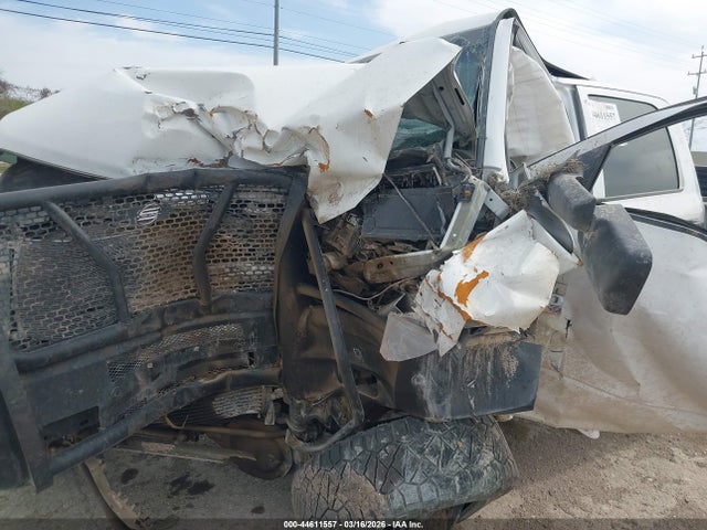 44611557 :رقم المزاد ، 3C6UR5HL3JG164818 vin ، 2018 Ram 2500 Tradesman  4x4 8' Box مزاد بيع