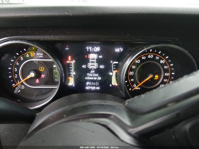 44611560 :رقم المزاد ، 1C4HJXDG4KW657643 vin ، 2019 Jeep Wrangler Unlimited Sport Altitude 4x4 مزاد بيع