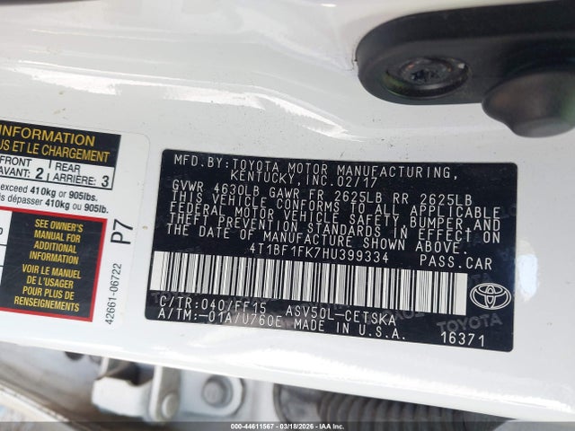 44611567 :رقم المزاد ، 4T1BF1FK7HU399334 vin ، 2017 Toyota Camry Se مزاد بيع