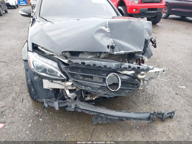 2015 Mercedes-benz C 300 4matic მანქანა იყიდება აუქციონზე, vin: 55SWF4KB9FU021064, აუქციონის ნომერი: 44611580