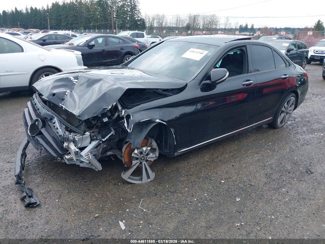2015 Mercedes-benz C 300 4matic მანქანა იყიდება აუქციონზე, vin: 55SWF4KB9FU021064, აუქციონის ნომერი: 44611580
