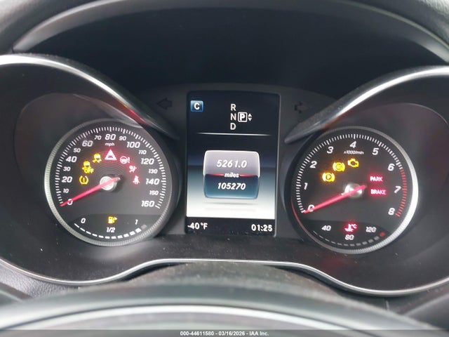 2015 Mercedes-benz C 300 4matic მანქანა იყიდება აუქციონზე, vin: 55SWF4KB9FU021064, აუქციონის ნომერი: 44611580