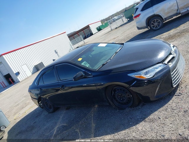 44611599 :رقم المزاد ، 4T1BK1FK3HU577896 vin ، 2017 Toyota Camry Xle V6 مزاد بيع