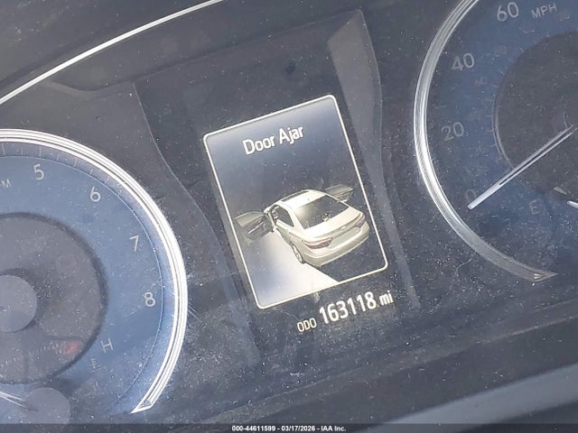 44611599 :رقم المزاد ، 4T1BK1FK3HU577896 vin ، 2017 Toyota Camry Xle V6 مزاد بيع
