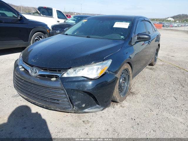 44611599 :رقم المزاد ، 4T1BK1FK3HU577896 vin ، 2017 Toyota Camry Xle V6 مزاد بيع