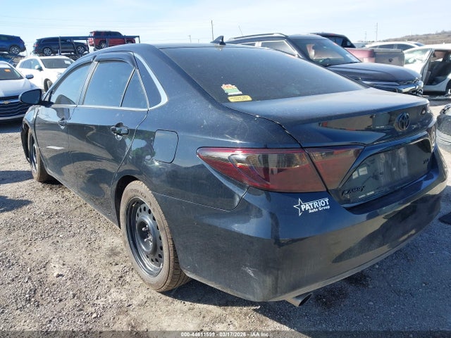 44611599 :رقم المزاد ، 4T1BK1FK3HU577896 vin ، 2017 Toyota Camry Xle V6 مزاد بيع