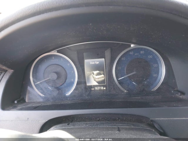 44611599 :رقم المزاد ، 4T1BK1FK3HU577896 vin ، 2017 Toyota Camry Xle V6 مزاد بيع
