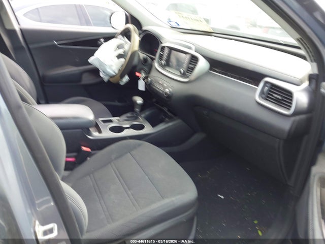 Продажа на аукционе авто 2020 Kia Sorento 2.4l Lx, vin: 5XYPG4A32LG634323, номер лота: 44611615