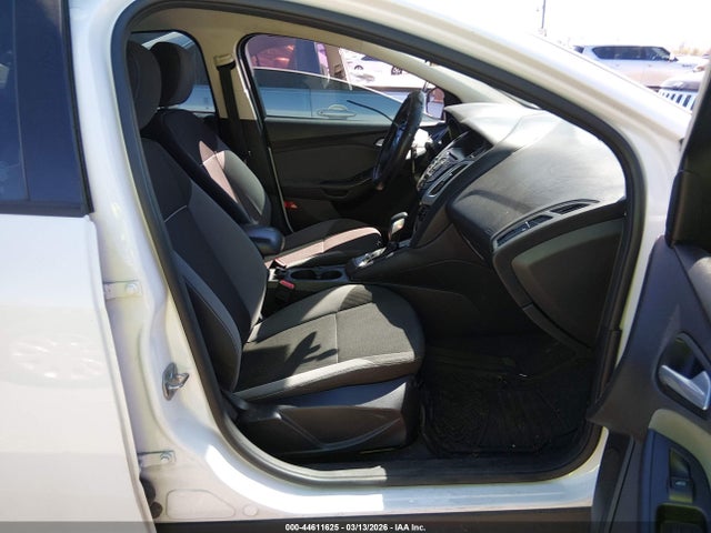 Ford FOCUS SE 2014 1FADP3F28EL431284 Image 5