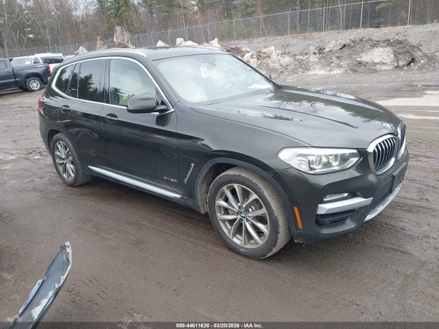 2018 BMW X3 5UXTR9C51JLD60359
