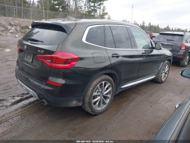 2018 BMW X3 5UXTR9C51JLD60359 Photo 3