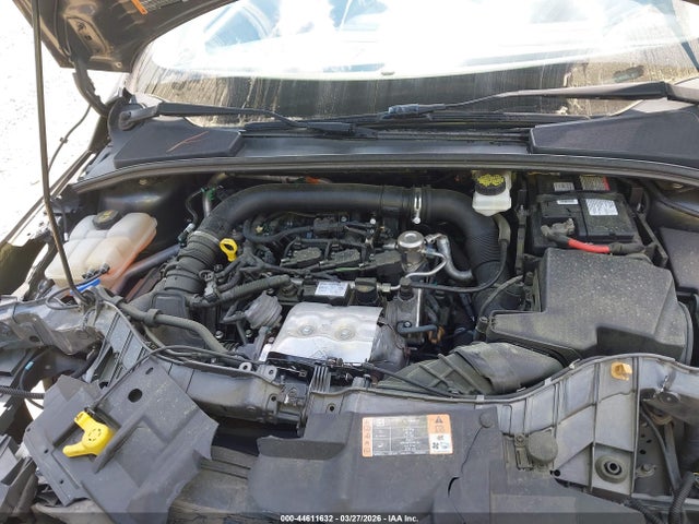 44611632 :رقم المزاد ، 1FADP3FE6HL324555 vin ، 2017 Ford Focus Se مزاد بيع