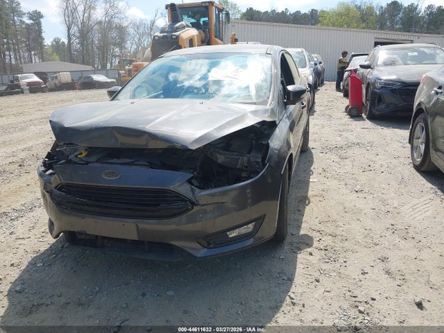 44611632 :رقم المزاد ، 1FADP3FE6HL324555 vin ، 2017 Ford Focus Se مزاد بيع