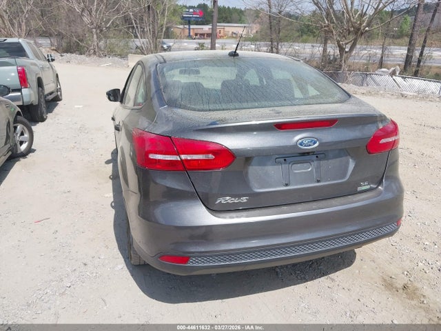44611632 :رقم المزاد ، 1FADP3FE6HL324555 vin ، 2017 Ford Focus Se مزاد بيع