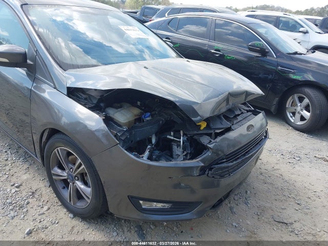 44611632 :رقم المزاد ، 1FADP3FE6HL324555 vin ، 2017 Ford Focus Se مزاد بيع