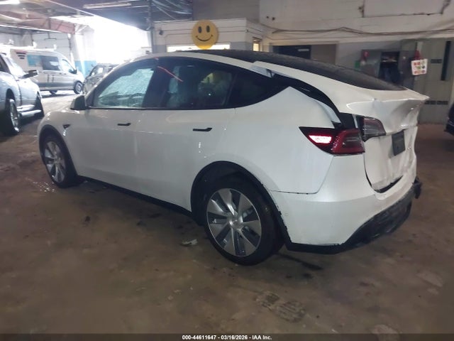 7SAYGDEE8NF381442 Tesla Model Y Long Range Dual Motor All-wheel Drive