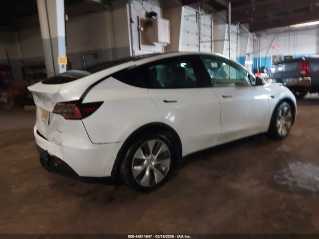 7SAYGDEE8NF381442 Tesla Model Y Long Range Dual Motor All-wheel Drive