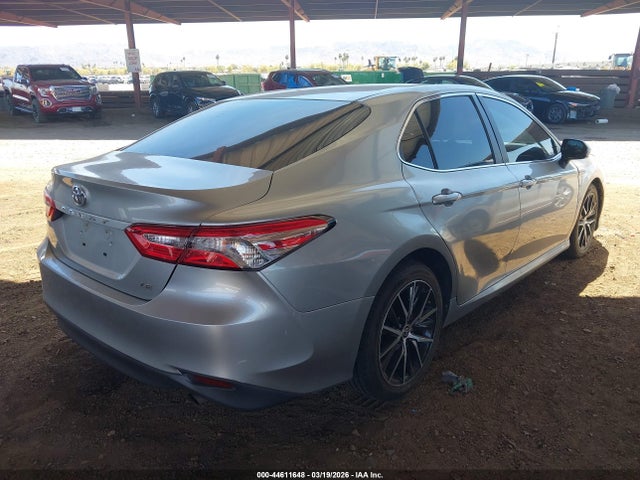 4T1B11HK2JU593786 Toyota CAMRY LE
